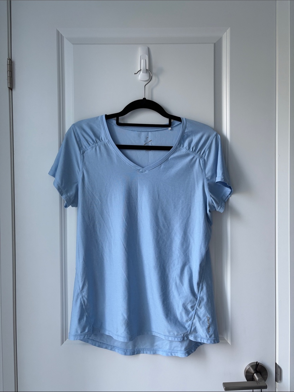 HEAD Baby Blue Sleeve V-neck Workout Tee Shirt